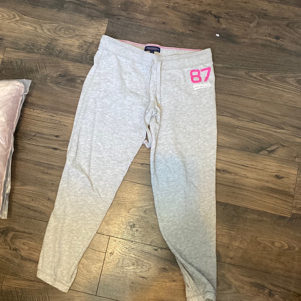 Aeropostale joggers good condition size large